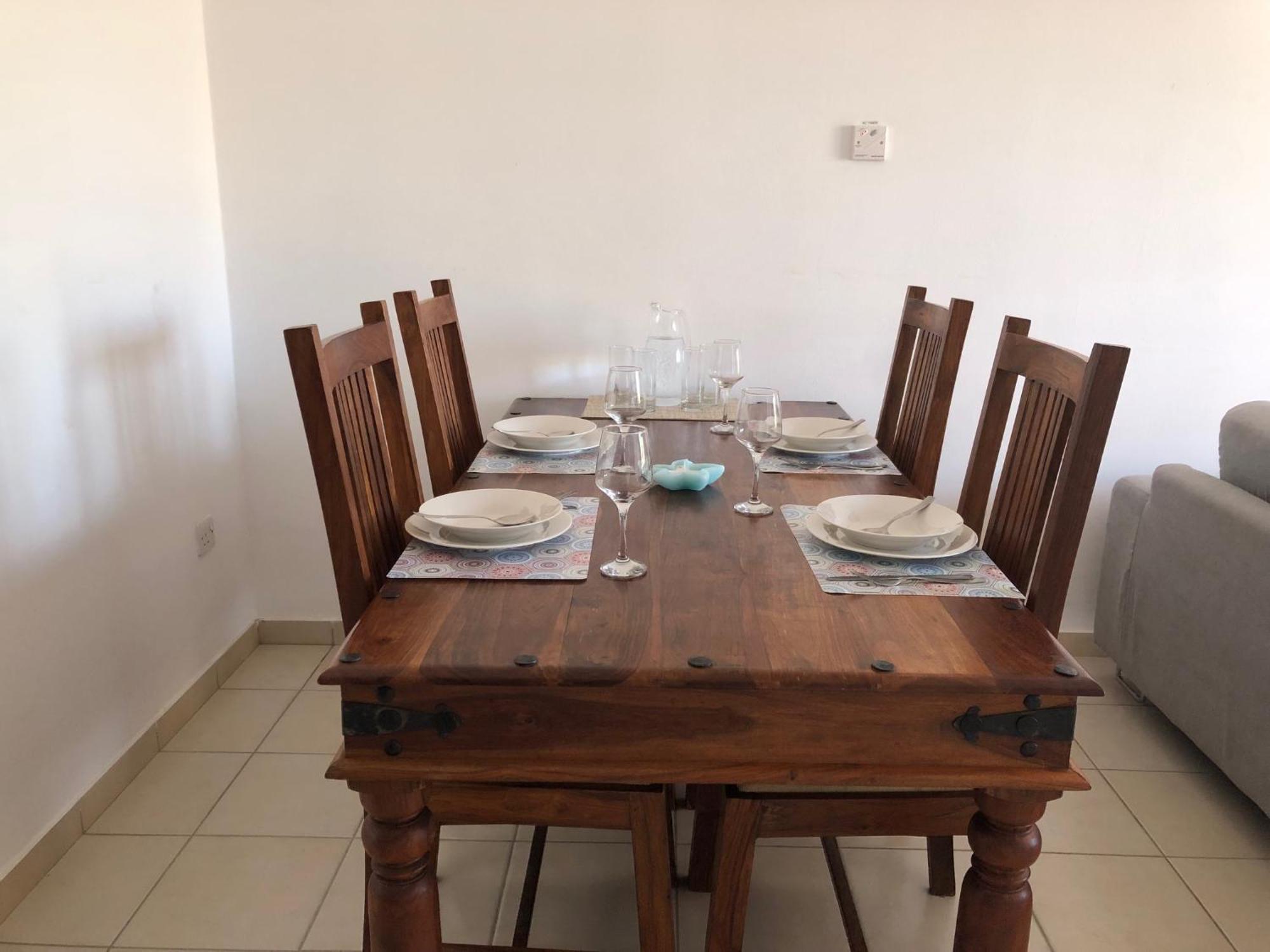 Kings Palace - Stylish 2 Bed Apartment With Sea Views Пафос Екстериор снимка